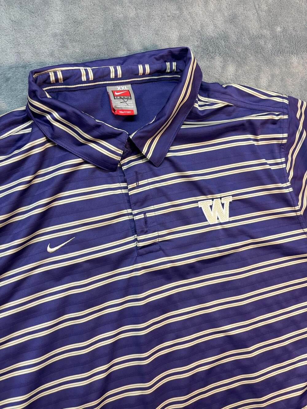 Nike Team Dri-FIT Washington Huskies  Polo XXL red/silver tag!